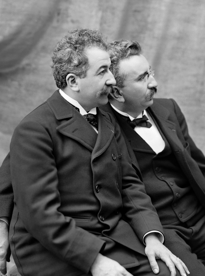 Frères lumières